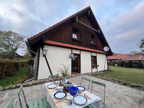 陽台/露台, Ferienhaus Feldblick mit Kamin für 15 Personen (Ferienhaus Feldblick mit Kamin fur 15 Personen) in 呂德斯多夫拜柏林