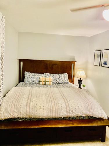 Covington KY Entire House 5 Beds 3 Bedrooms 2 bathrooms with available parking in Covington, USA