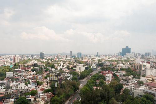 Awesome 2BR with Panoramic View