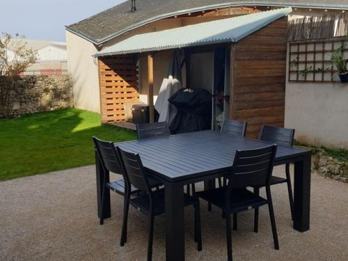 Gîte Sigloy, 3 pièces, 5 personnes - FR-1-590-258 (Charmant gite au cœur du Val de Loire, proche chateaux, Orleans, avec jardin et equipements complets) in Germigny-des-Pres