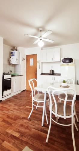 One-Bedroom Apartment image 1