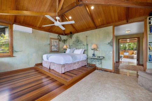 Fuller Holidays -Ocean House - Beachfront Suffolk Park - image 2