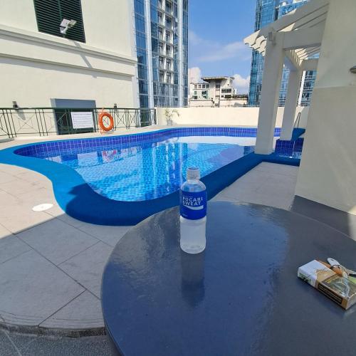Luxury spacious 2BR in Salcedo Village, Manila (fotografie 7)