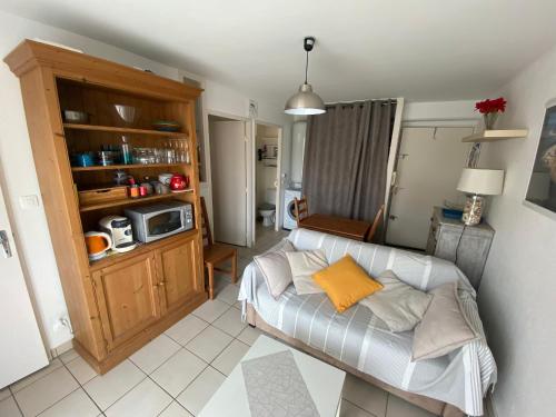 Apartment image 9