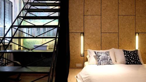 Belakang Kong Heng Ipoh Hotel Room Type - BKH Deluxe Duplex Room