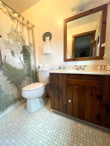 La Perla Restaurant & Country Inn in Averill Park, USA