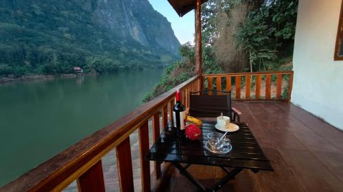 Mediu înconjurător, Pont Inn Nong Khiaw in Nong Khiaw