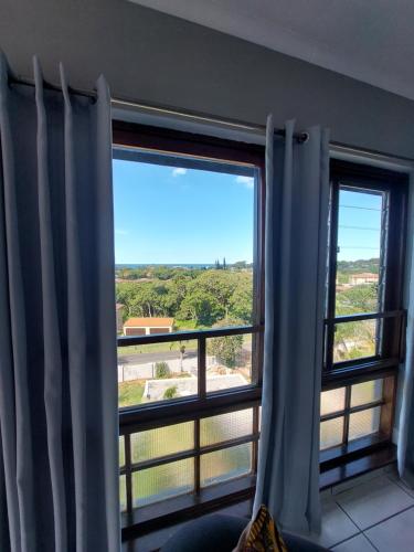 Fairway Guest Lodge in Uvongo