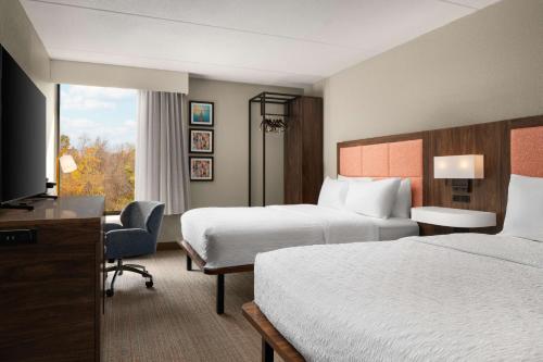 Hampton Inn Norfolk/Virginia Beach - image 9