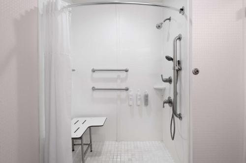 Hampton Inn Norfolk/Virginia Beach - image 11