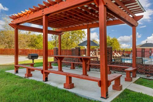 Comfort Inn & Suites Mexia - image 14