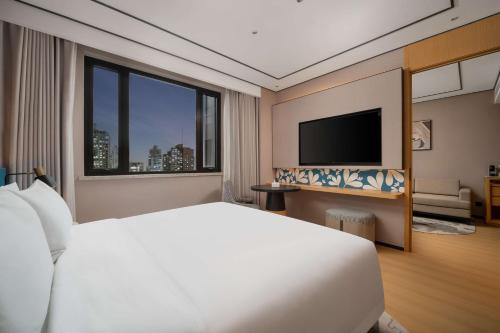 room detail thumbnail 1