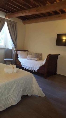 Triple Room with Private Bathroom image 6