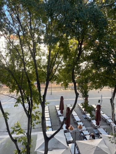 Superbe appartement loft vieil Antibes 2