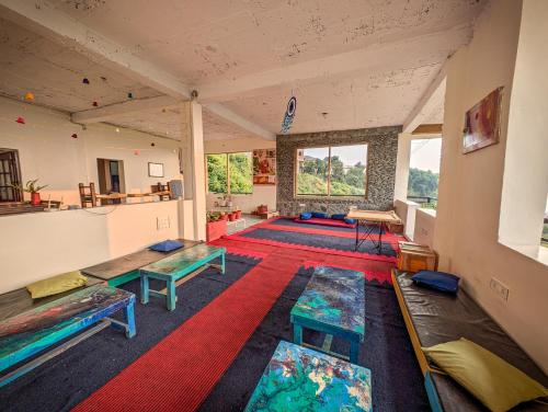 Koplietošanas atpūtas telpa ar TV, Hobo Hostel in Kharota