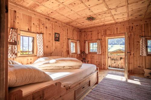 Hunters Lodge Chalet Superior in 阿爾卑巴赫