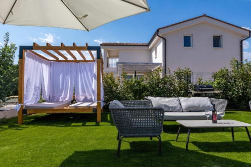 Villa Riviera in Diminici