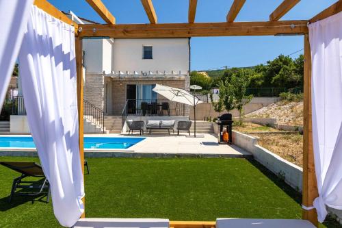 Villa Aurora