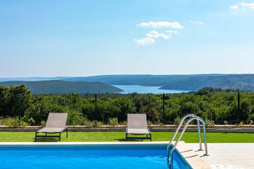 Villa Elysium in Diminici
