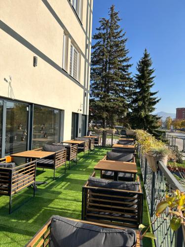 Alinar Oasis Budget Hotel 1