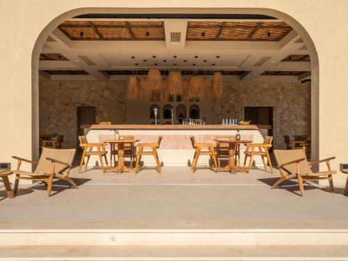 Ekati Mare Lifestyle Resort