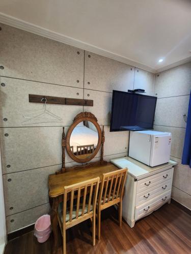 Suyu Station Motel Room Type - Double Room with Private Bathroom