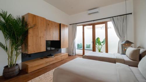 Villa image 2