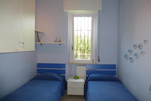 Two-Bedroom Apartment image 10