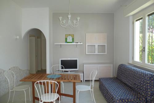 Two-Bedroom Apartment image 9