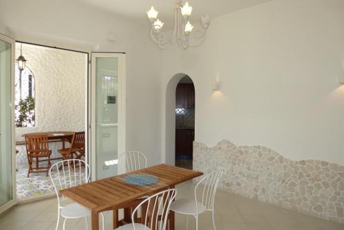 Two-Bedroom Apartment image 5