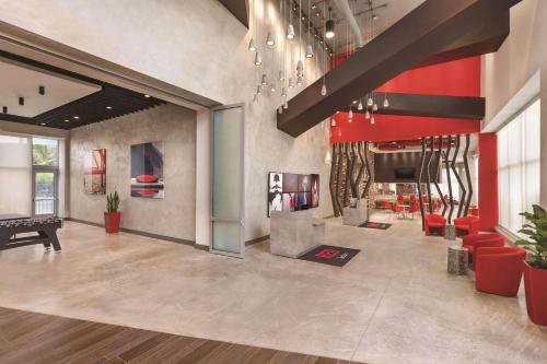 Radisson RED Miami Airport in Miami, USA