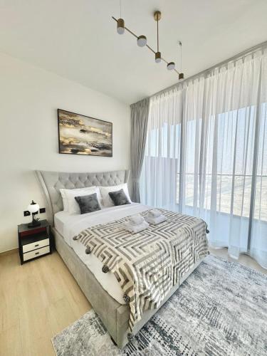 Sleek 1br In Jvc Free Parking Pool & Balcony, Dubai