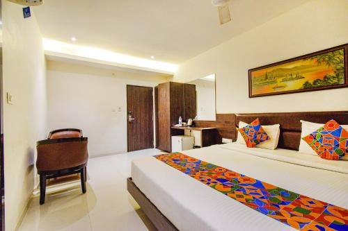room detail thumbnail 0
