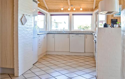Kitchen, Awesome Home In Thisted With Sauna in Thisted