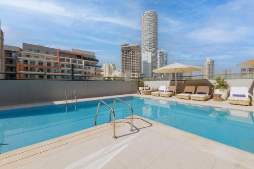 Swimming pool, Holiday Inn Dubai Village Circle by IHG in Jumeirah Village Circle