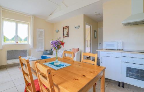 virtuve, Amazing Home In Gueschart With House Sea View in Gueschart