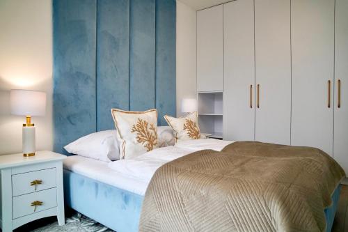 Wave by Baltic Home