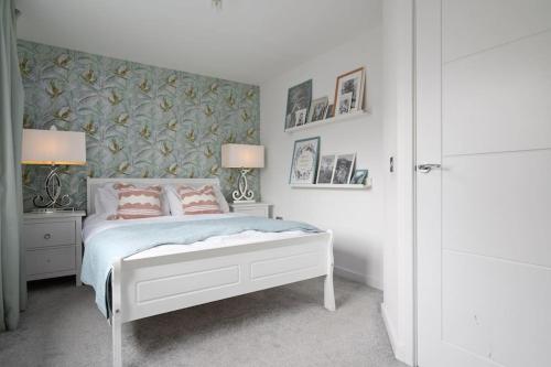 3BDR House By Vista Stays Short Lets & Serviced Accommodation Glasgow Scotland With Driveway Parking and PS4, Glasgow (Foto 10)