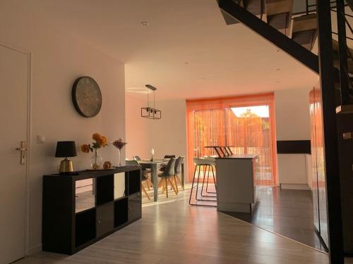 Grande maison tout confort in Lesquin