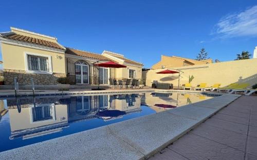 Llanos del Peral - Zurgena - sleeps 6 - R092 in Zurgena