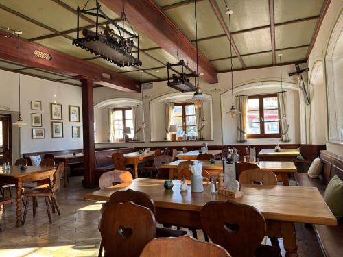 餐廳, Hotel Gasthof zur Post Benediktbeuern in 貝內迪克特博伊埃爾恩