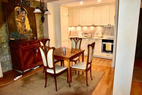 Old Town -Christmas Market Apartment