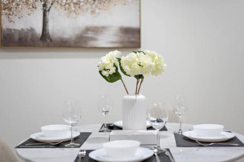 Cozy 1-Bedroom Apartment In Princess Tower, Dubai (photo 8)