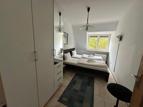 City center - 4 room apartment with kitchen and 2 bathrooms, Nürnberg (photo 4)