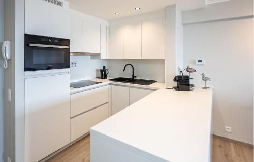 Two-Bedroom Apartment image 7