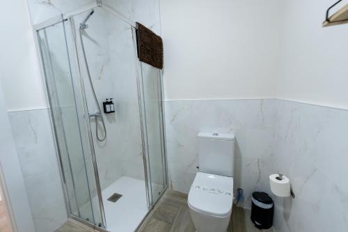 One-Bedroom Apartment image 1