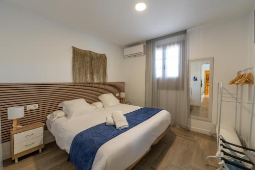 One-Bedroom Apartment image 7