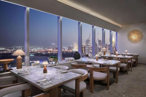 Sheraton Grand Hotel, Dubai, Dubaj (fotografie 2)