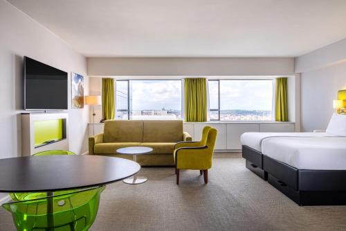 Thon Hotel Brussels City Centre - image 8