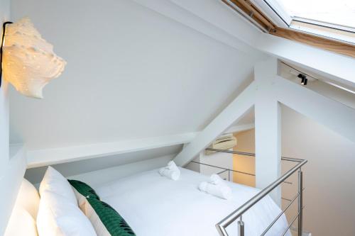 SHWAY - The Seaman's Sight, Antwerp (photo 9)